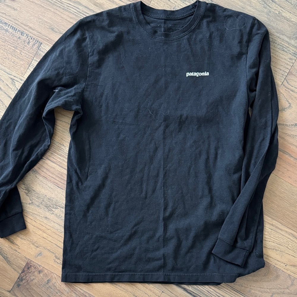 Patagonia Men's Classic Black Long Sleeve Tee